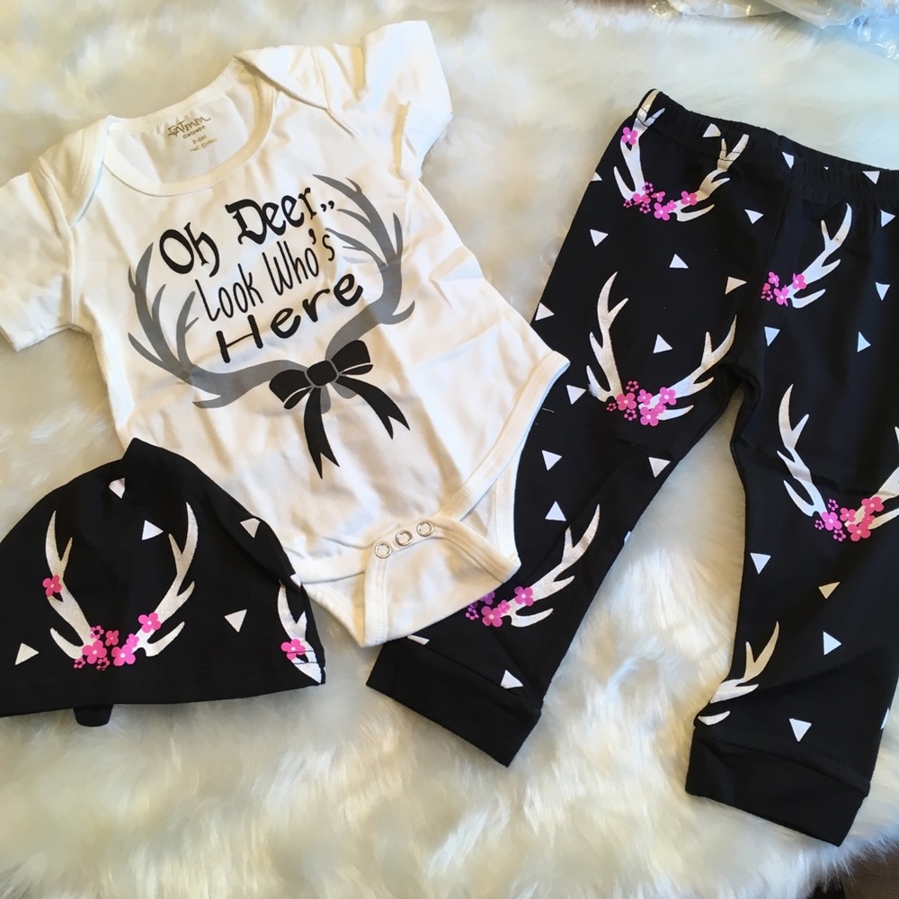 Oh Deer Look Who's Here 3 Piece Winter Set - Picture 3 of 6